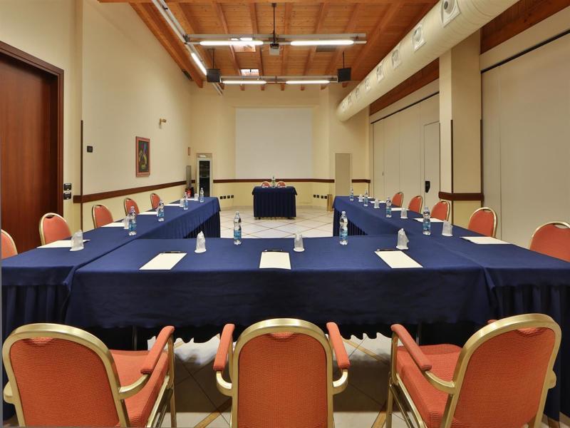 Best Western Classic Hotel Reggio Emilia Exterior foto